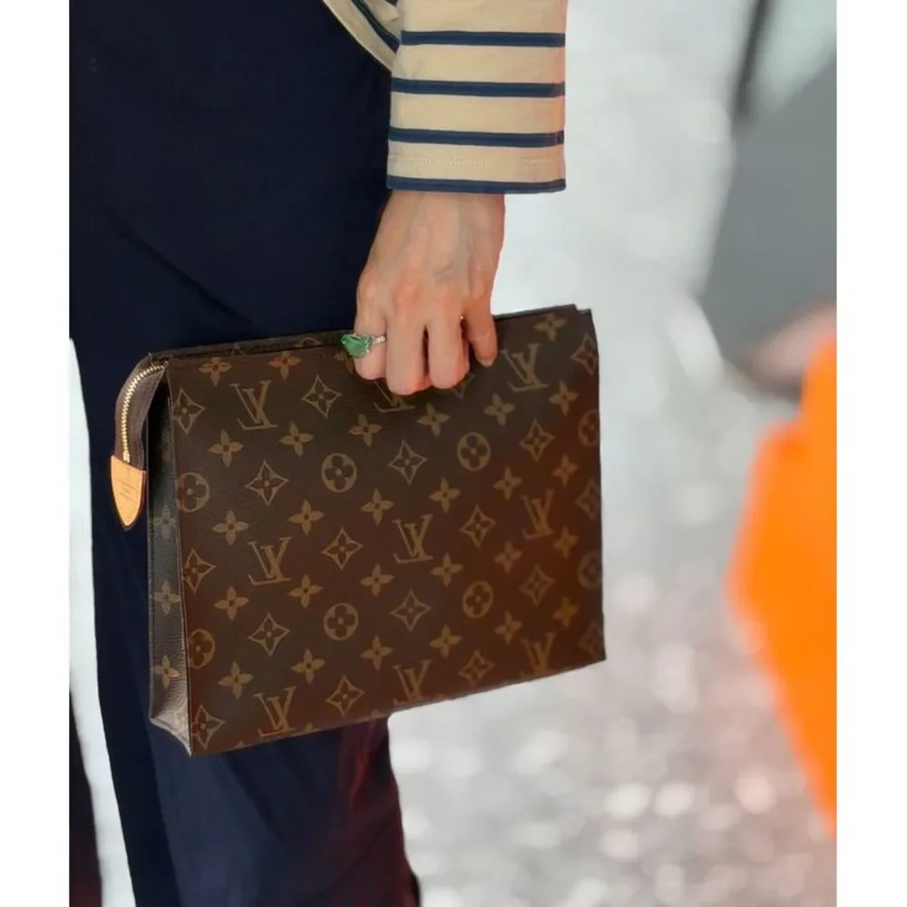 Louis Vuitton Women Pre-Loved Bag Very Good Condition